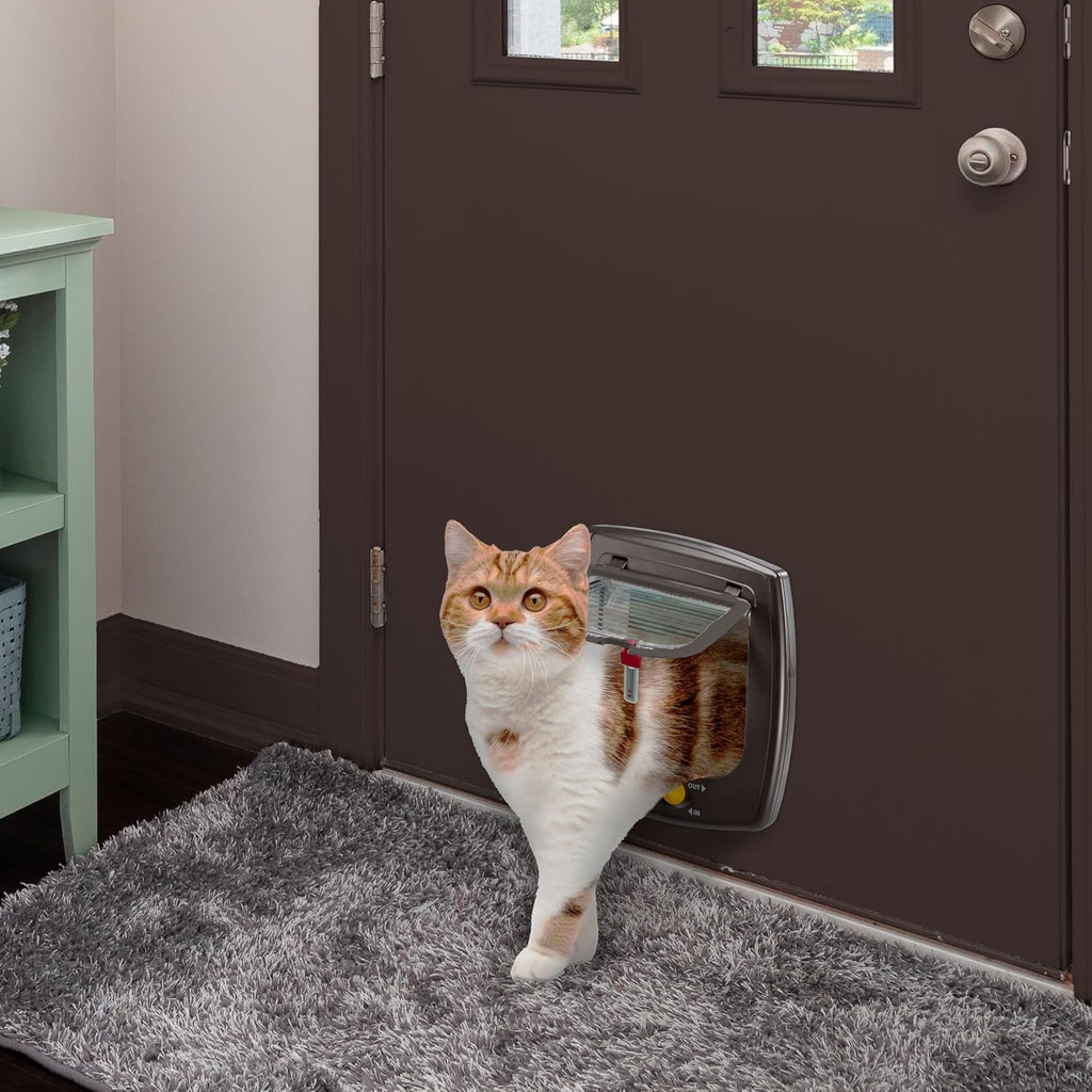 Ferplast Gattaiola per Cani di Taglia Media, Gattaiola per Gatti, Sportello per Animali Domestici a 4 Vie con Ingresso e Uscita Controllabili, con Protezione dalle Correnti d'Aria, Tunnel Completo, Sportello per Cani Swing 11, Grigio