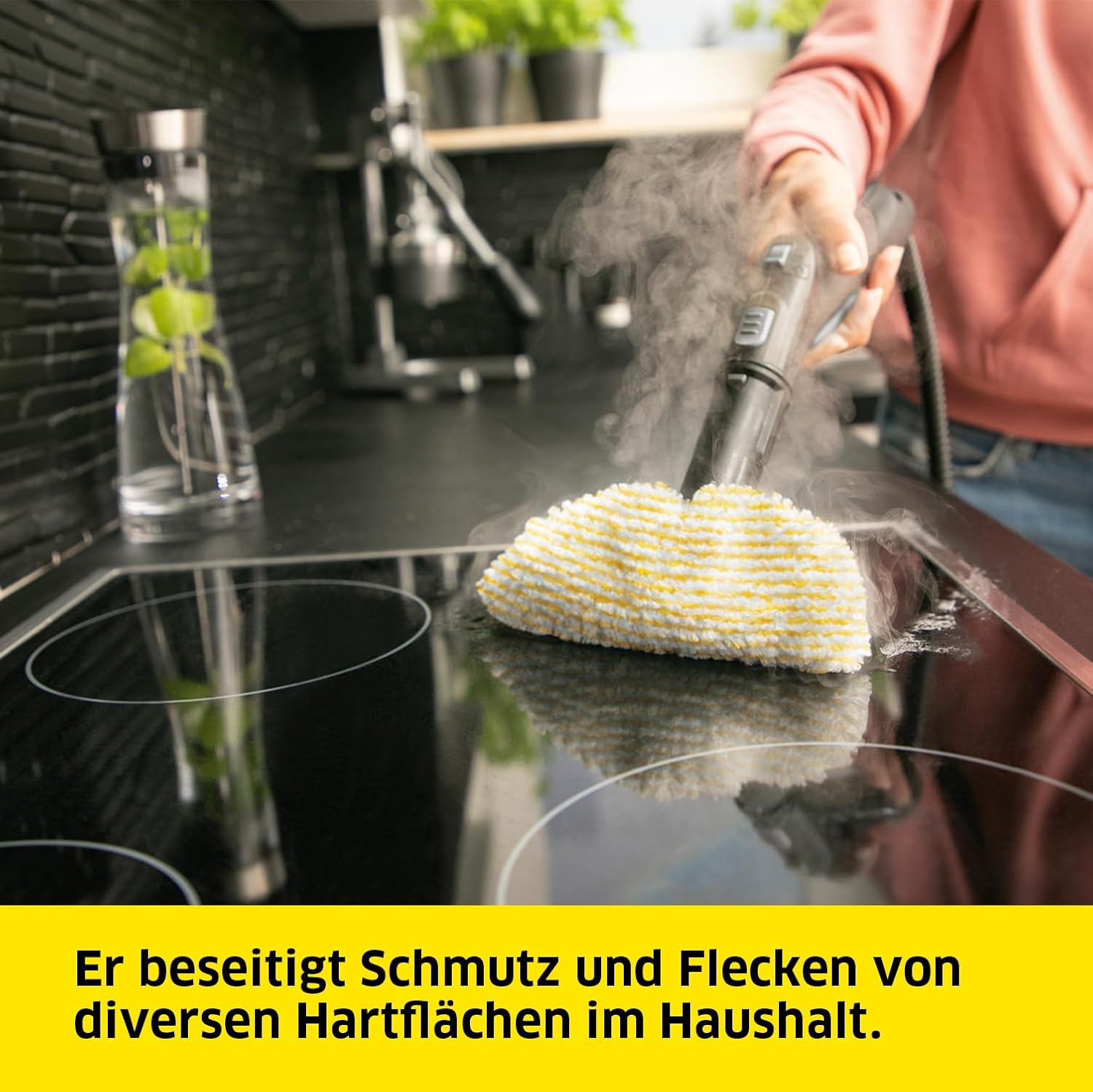 Kärcher Pulitore a vapore SC 2 EasyFix, pressione vapore: 3,2 bar, tempo di riscaldamento: 6,5 min., potenza: 1.500 W, copertura: 75 m², serbatoio: 1 l, con set per la pulizia del pavimento EasyFix, ugelli e panno in microfibra, bianco