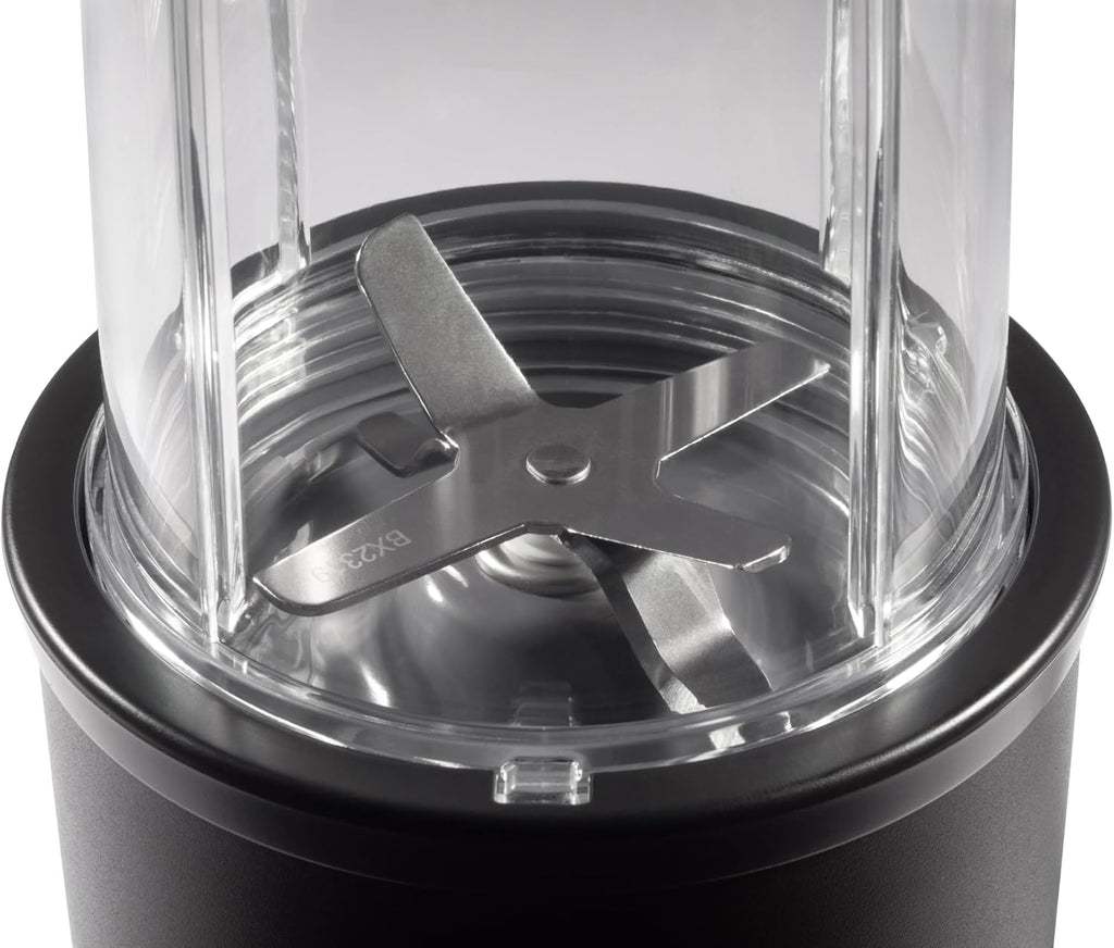 nutribullet Pro, 900 Watt, Facile e veloce da usare, Compatto, Facile da pulire, Con bicchiere da 700 ml, Frullatore per smoothie, Mixer elettrico, NB904B, Nero