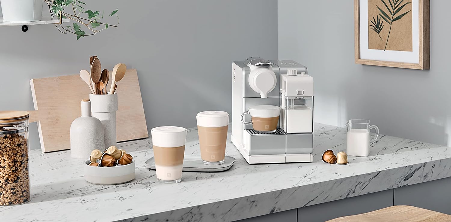 De'Longhi Nespresso Lattissima Touch Animazione EN 560.S Macchina da caffè