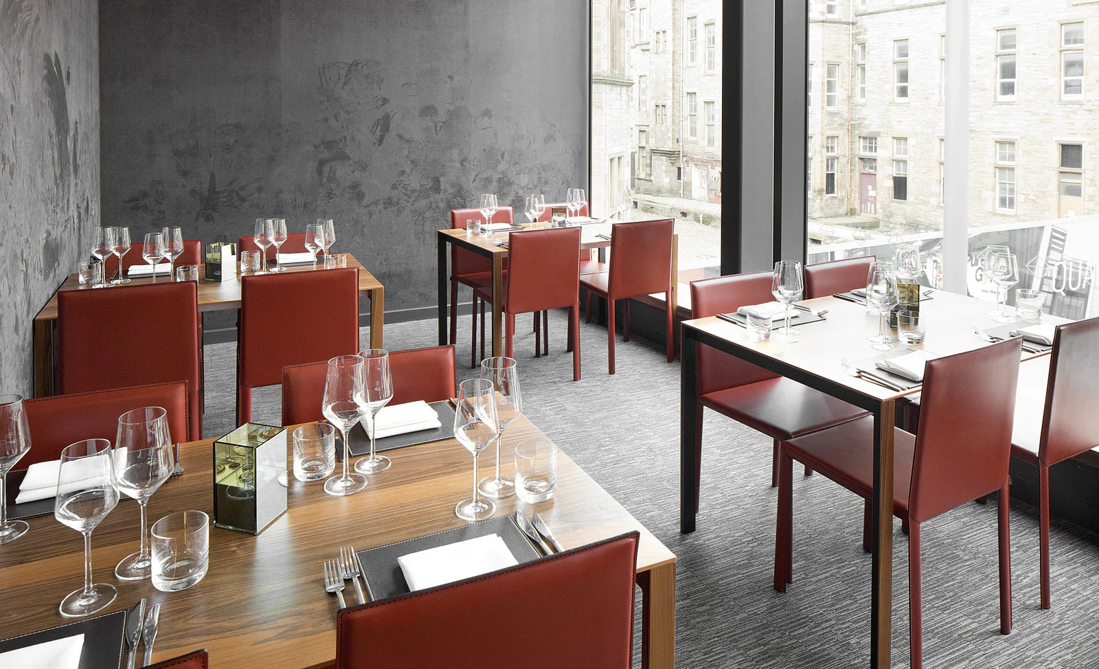 Tavolo da pranzo Kristalia Thin K 200 x 100 cm, piano in alluminio, disponibile anche allungabile