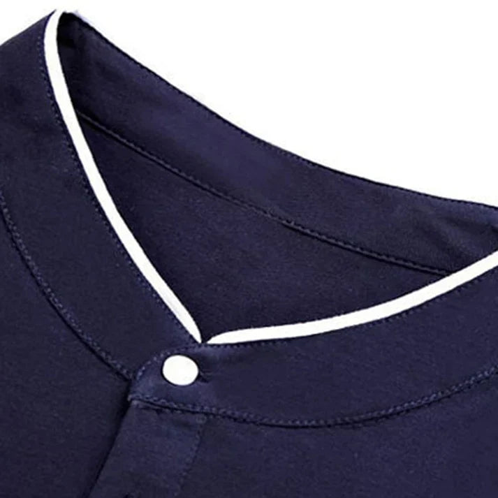 Stylisches Hemd mit Knpfen