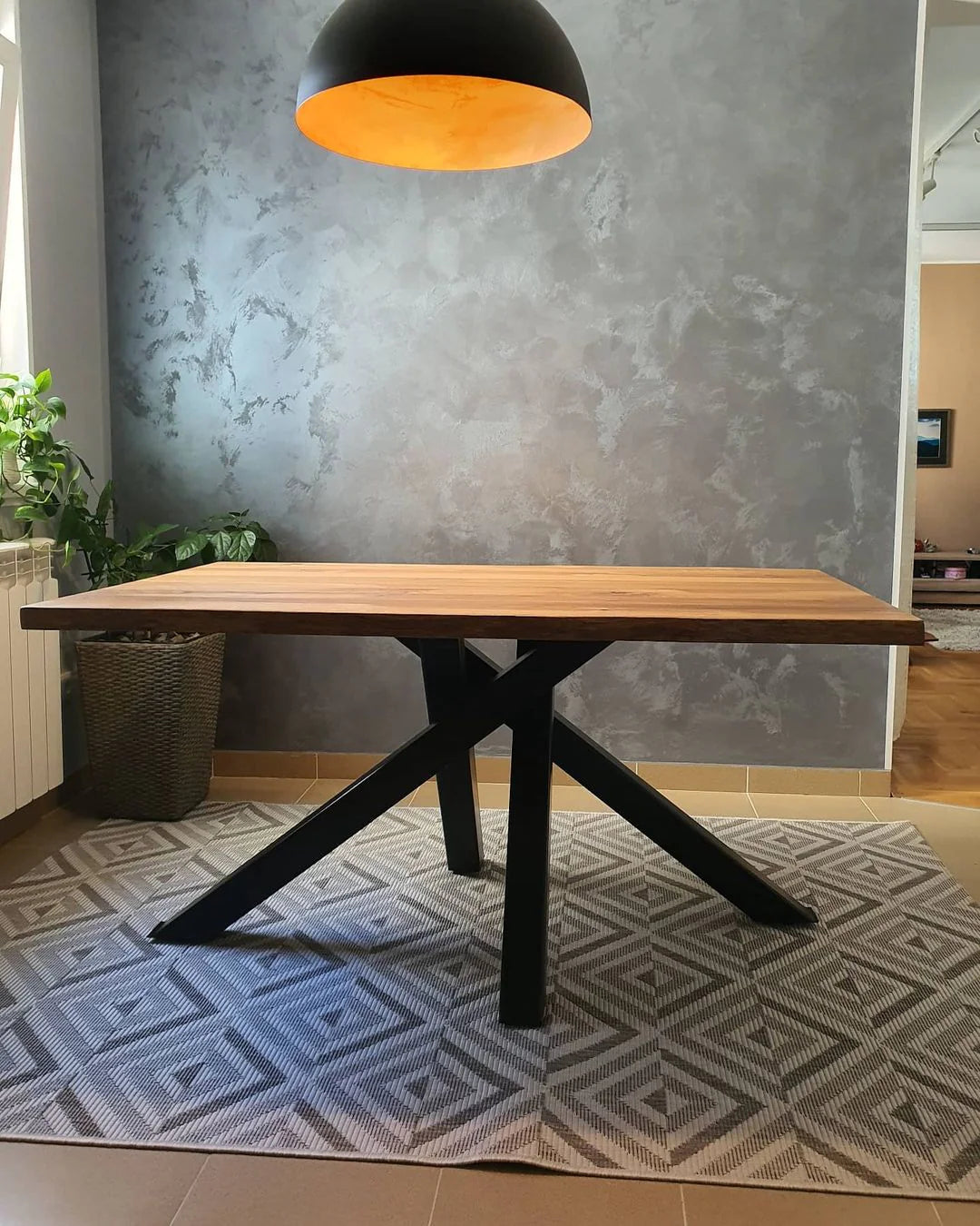Serie UNA | Tavolo in legno massello - Rovere - gambe a ragno incluse - vari bordi e colori | Lunghezza: 160 - 300 cm | Larghezza: 90 - 100 cm