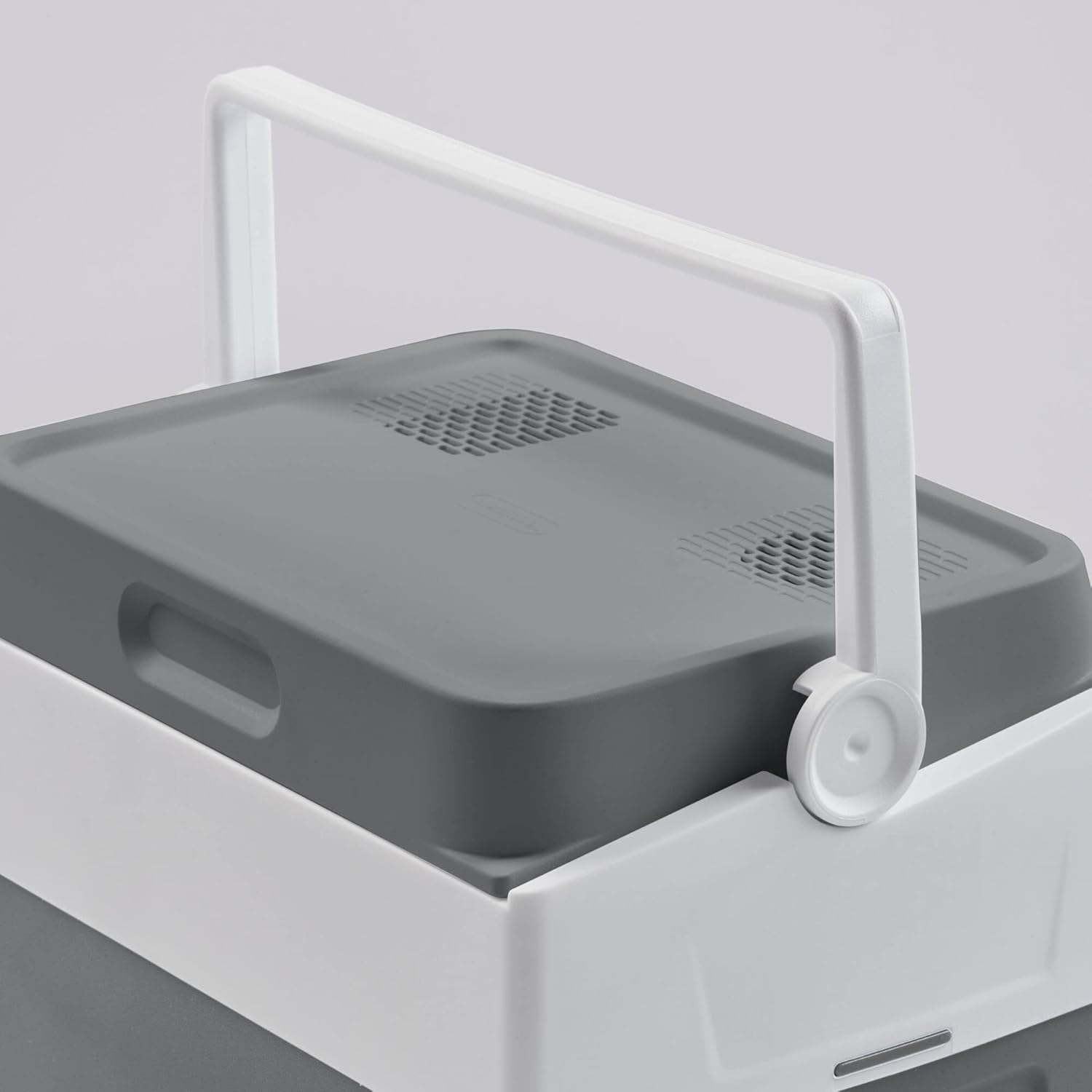 Mobicool ME27 Thermoelectric Cool Box 26 Litres for Car and Socket Blue