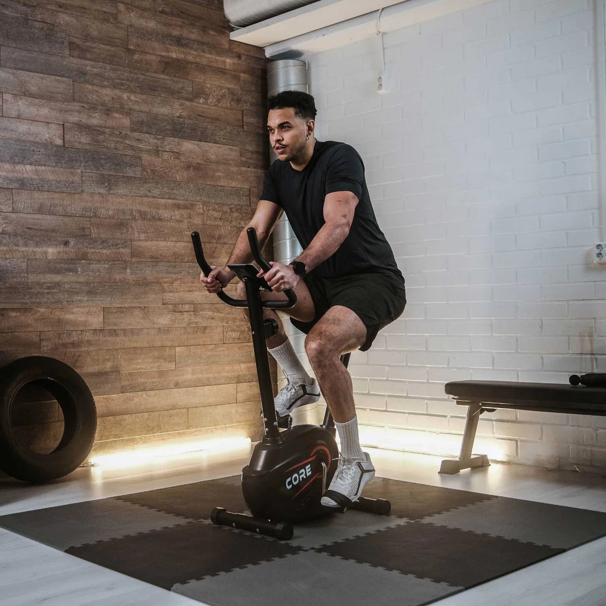 Cyclette Core con resistenza magnetica da 3 kg