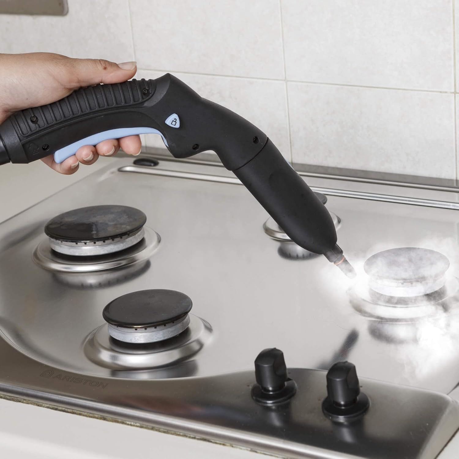 Ariete 4146 XVapor Deluxe Pulitore a Vapore con Ruote, 5 bar, Vano Porta Accessori Integrato, Autonomia fino a 55 Minuti, Cavo da 6 m, Bianco