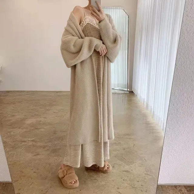 Weie lange Strickjacke für Damen