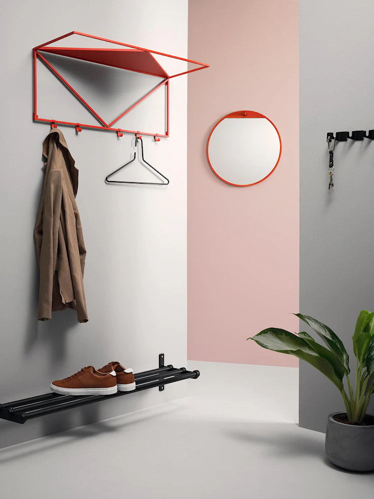 Essem Design Dreiecks-Kleiderbügel, Schwarz