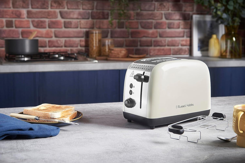 Russell Hobbs Frühstücksset Colours+ Creme: Kaffeemaschine 24033-56 [Digitaler Timer] + Wasserkocher 20415-70 [1,7l, 2400 W] + Toaster 26551-56 [für 2 Scheiben], Frühstücksserie
