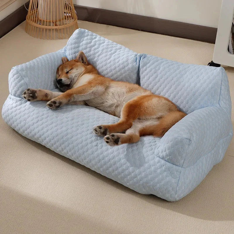 Erfrischende Hundecouch - Komfort und Kühlung in Einem