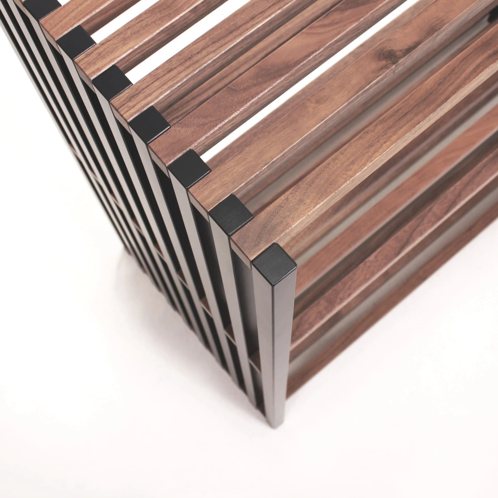 Regal REBAR 2.0 \ Nussbaum Graphitschwarz