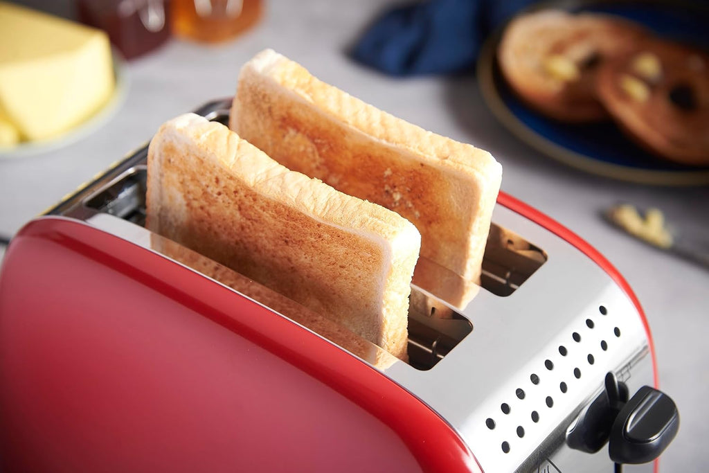 Russell Hobbs Set Colazione Colours+ Rosso: Macchina da caffè [Timer digitale, Doccetta per estrazione e aroma ottimali] 24031-56 + Bollitore [1,7l, 2400W] 20412-70 + Tostapane [per 2 fette] 26554-56