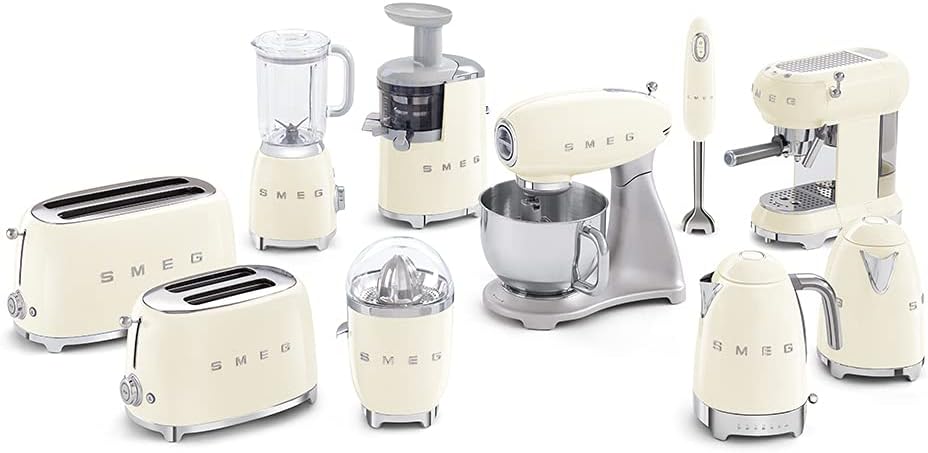 Smeg, ECF01WHEU Macchina da Caffè Espresso Manuale, Sistema Cappuccino, Thermoblock, Alloggiamento Tazze Grandi e Funzione Doppio Caffè, Serbatoio Acqua 1 l, Dimensioni Compatte, 1350W, Bianco