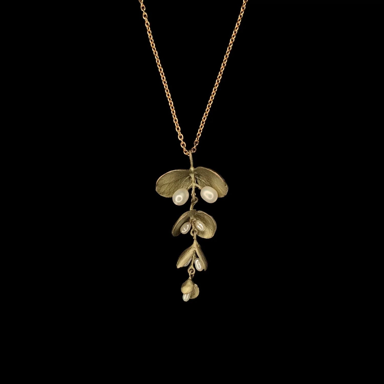 Collana di semi di eucalipto con pendente