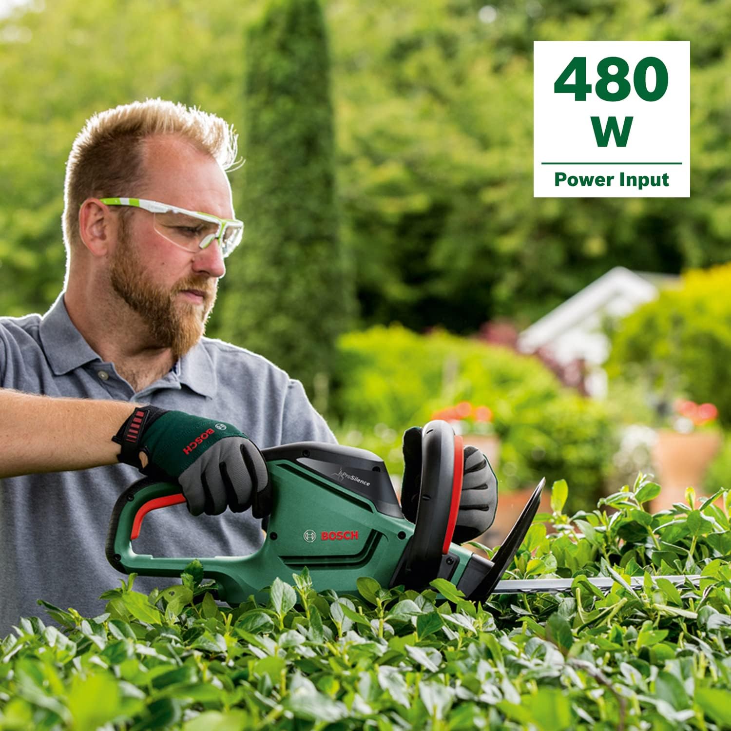 Bosch Heckenschere UniversalHedgeCut 60 (480 Watt, Messerlänge: 60 cm, für mittelgroße Hecken, Messerabstand: 30 mm, im Karton)