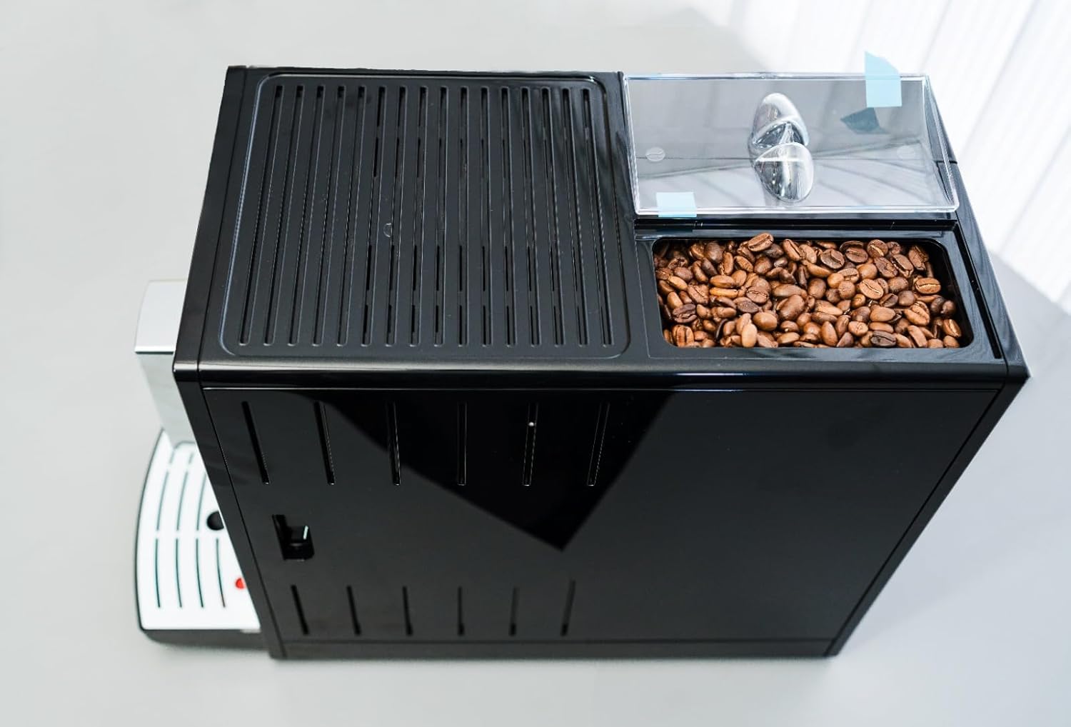 Melitta Solo - Macchina da caffè automatica con beccuccio regolabile in altezza, macchina da caffè piccola con serbatoio dell'acqua rimovibile, per es. espresso o caffè crema, argento