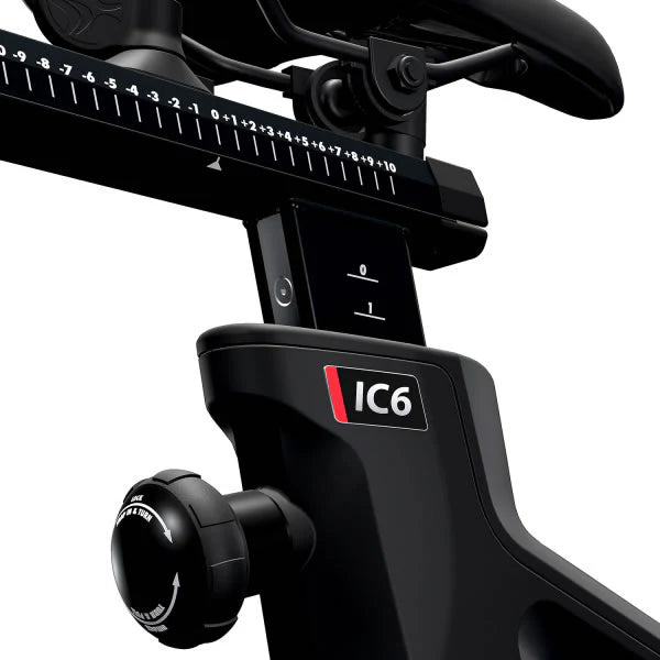 Ciclo indoor Life Fitness ICG IC6 con supporto per tablet