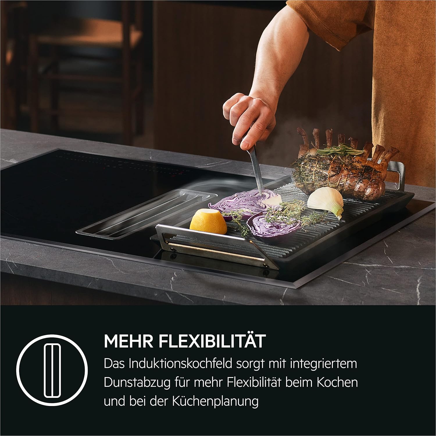 AEG piano cottura a induzione autonomo 80cm con cappa integrata / Prodotto in Germania / 4 zone cottura Flexi con funzione Bridge (combinazione di 2 zone) / Funzione automatica della cappa / Filtro a carbone attivo / COLI84COXB