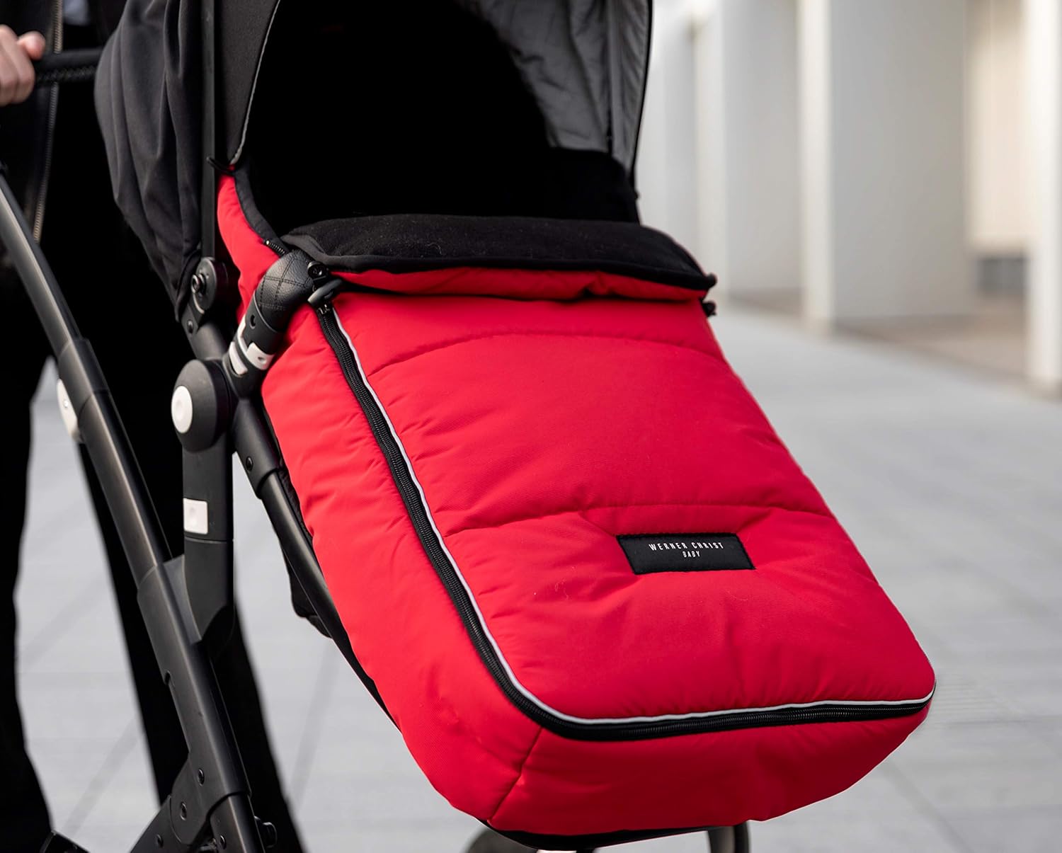 WERNER CHRIST BABY, Kinderwagen-Fußsack CORTINA – Thermo Winterfußsack (Kinder ab 6 - bis 36 Monate), mit herausnehmbarer Lammfelleinlage, medizinisches Fell, in Black (schwarz)