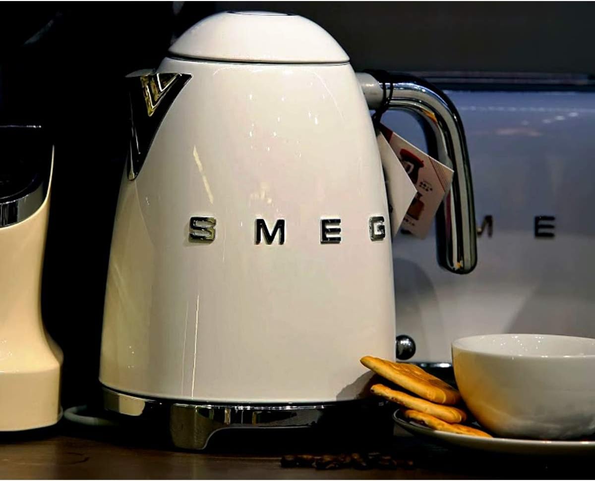 Smeg, 2x2 TSF01CREU - Tostapane, 2 scomparti per 2 fette, 6 livelli di doratura, funzione riscaldamento, funzione scongelamento e bagel, vassoio raccoglibriciole, 950W, Crema