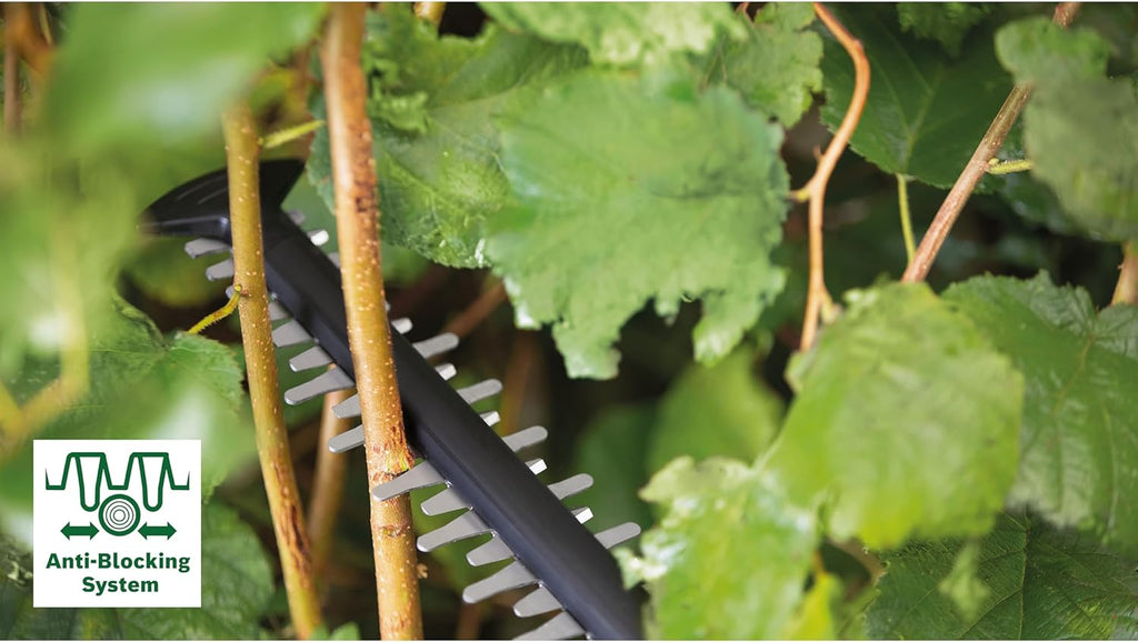 Bosch Akku-Heckenschere AdvancedHedgeCut 36V-65-28 (ohne Akku, 36-Volt-System, Messerlänge 65 cm; im Karton) - Testnote: sehr gut (Magazin: selbst ist der Mann)