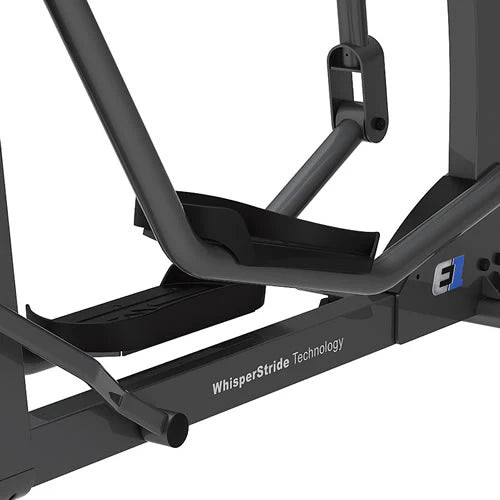 Life Fitness Crosstrainer E1 Go Vorführgert