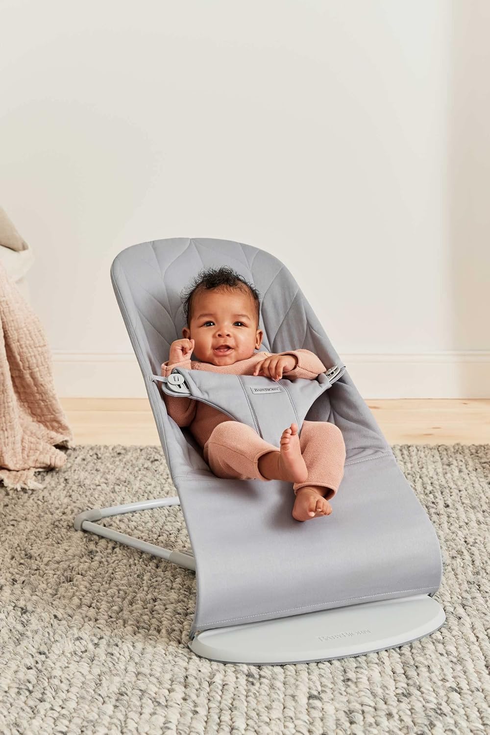 BabyBjörn Sdraietta Bliss, Tessuto, Trapuntatura petalo, Grigio Sabbia