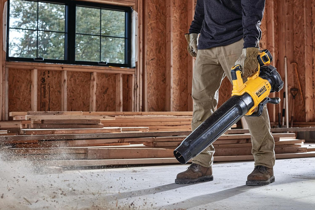 DEWALT 18V XR Soffiatore brushless senza batteria DCMBL562N-XJ