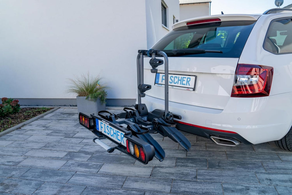 Fischer Portabici da Gancio Traino Proline Evo 2, per 2 biciclette fino a 60 kg di carico utile, adatto per e-bike, preassemblato, con serratura, pieghevole