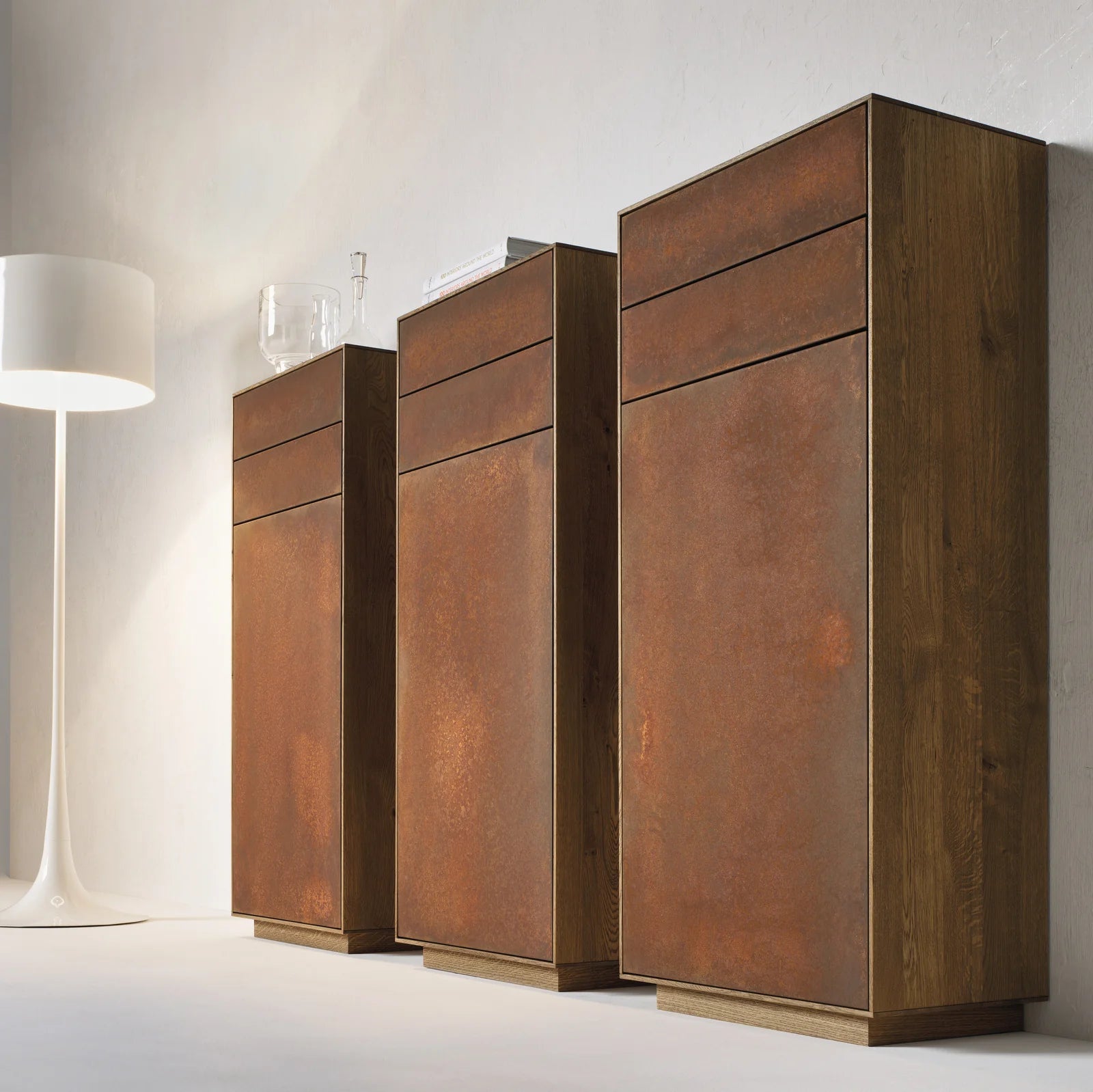 Anrei Highboard Puro 435 Asteiche gebürstet 60x134,6x35cm, Front Rostoptik