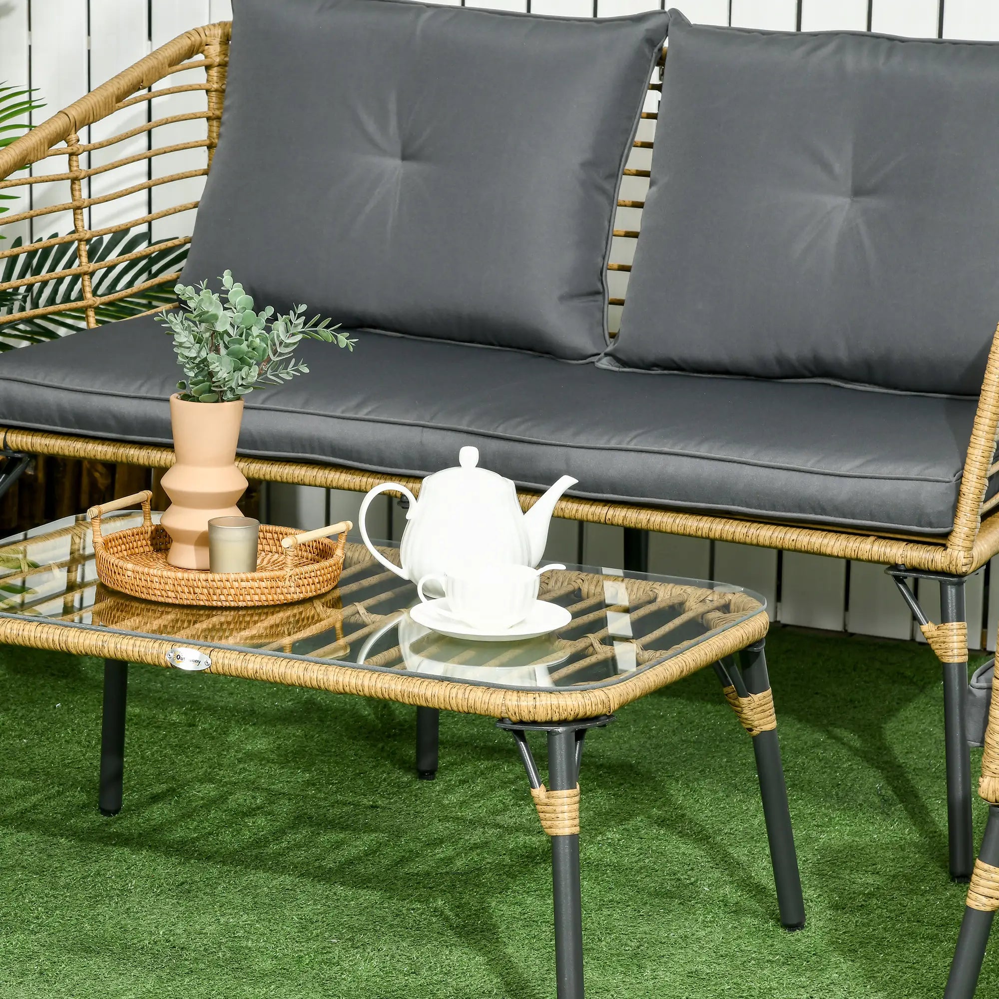 Outsunny Set Divano da Giardino in Polyrattan 4 pz Stile Boho Tavolino in Vetro