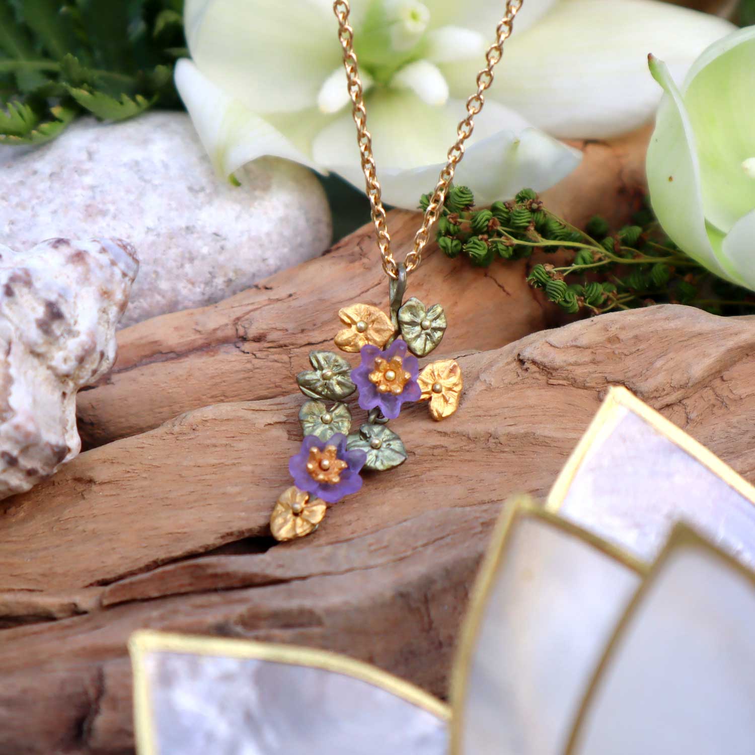 Collana Giverny Ninfee con ciondolo