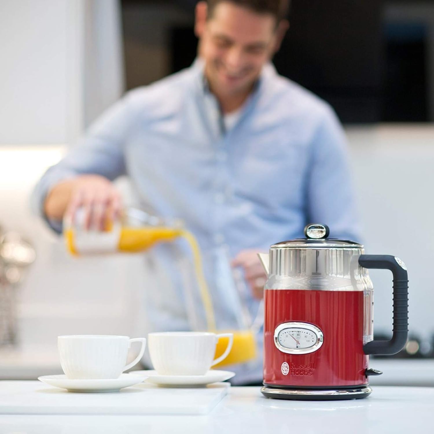 Russell Hobbs Tostapane [a 2 Fette] Retro Acciaio Inossidabile Rosso (Display Countdown in design retrò, incluso accessorio per panini, 6 livelli di doratura + funzione scongelamento e riscaldamento, 1300W) Vintage 21680-56