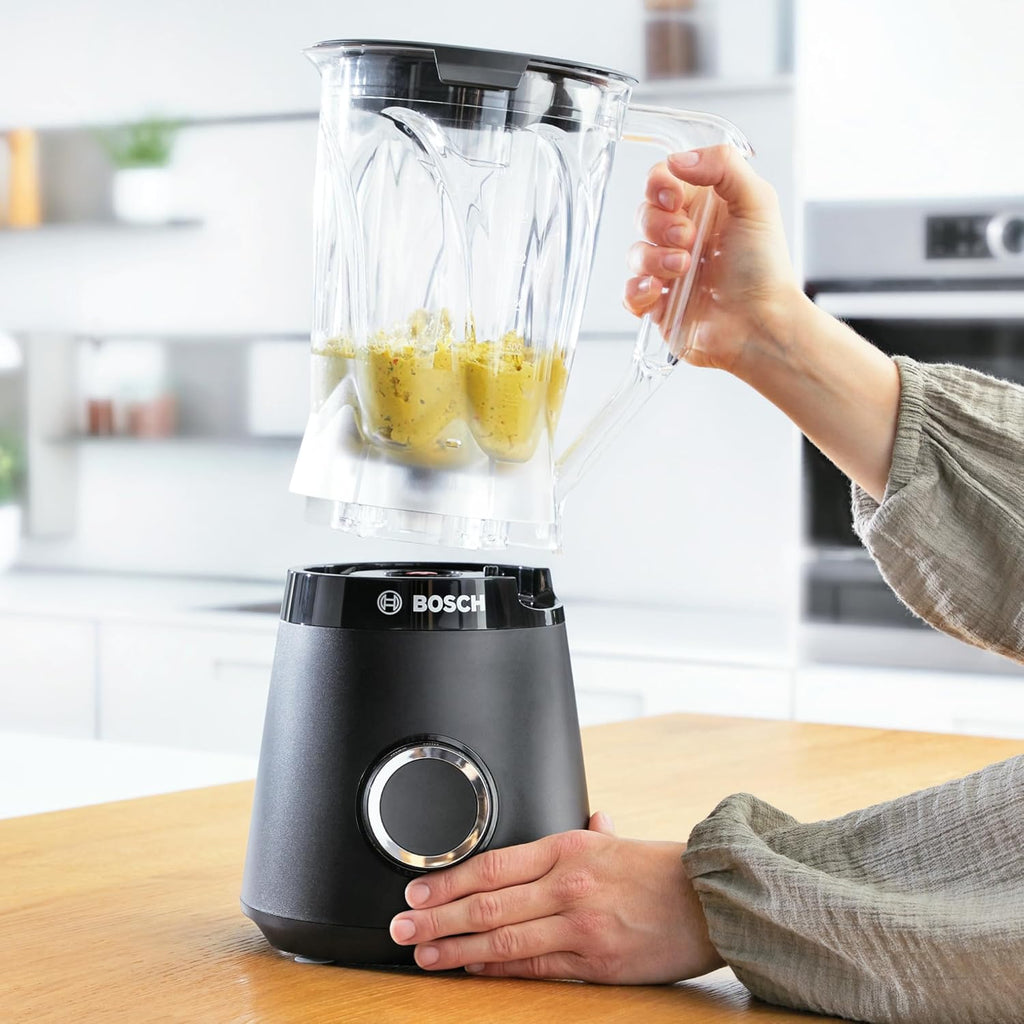 Bosch Standmixer VitaPower Serie 4 MMB6141B, hochwertige Edelstahl-Klingen, 1,5l Tritan-Mixbehlter, spülmaschinengeeignete Teile, 30.000 U/min, 1200 W, schwarz
