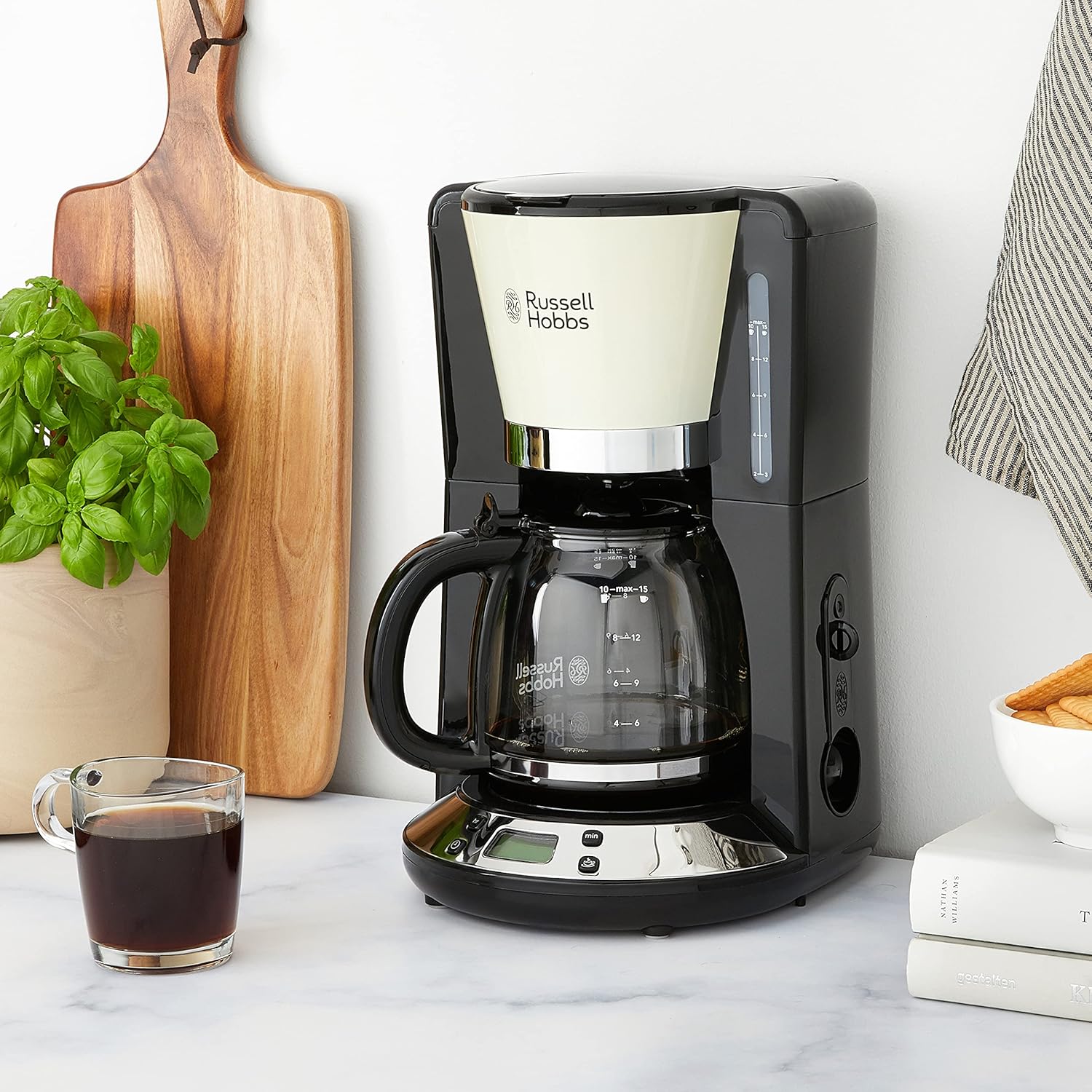Russell Hobbs Frühstücksset Colours+ Creme: Kaffeemaschine 24033-56 [Digitaler Timer] + Wasserkocher 20415-70 [1,7l, 2400 W] + Toaster 26551-56 [für 2 Scheiben], Frühstücksserie