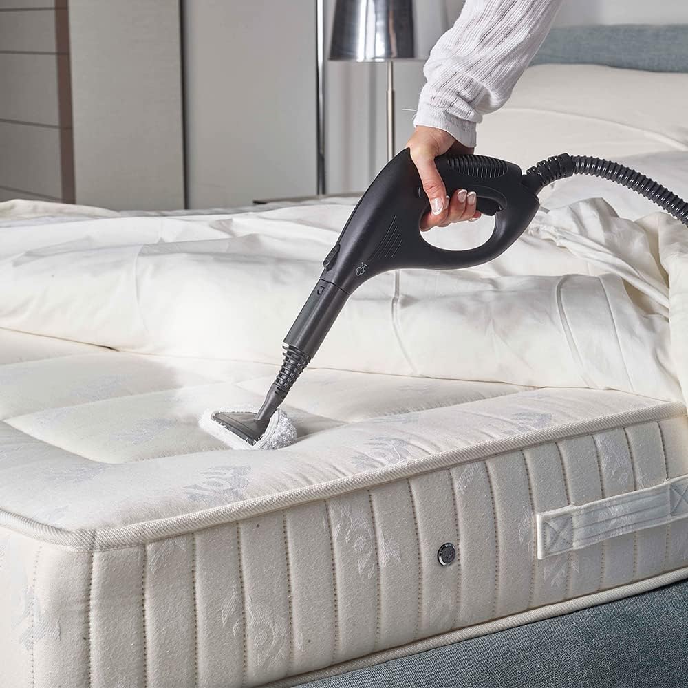 POLTI PTEU0268 Dampfreiniger   30 R mit Sicherheitsverschluss, maximal Druck 3,0 bar, Dampfausstoss bis zu 85 g/min, Aufheizzeit 8 Minuten, Anzeigesignal Druck bereit, Heizkessel aus Edelstahl, 39 x 25 x 29 cm, 1800 W, rot / weiss