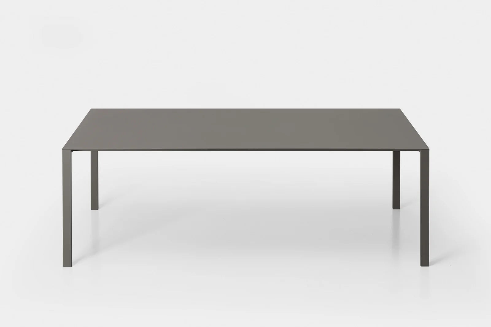 Tavolo da pranzo Kristalia Thin K 200 x 100 cm, piano in alluminio, disponibile anche allungabile