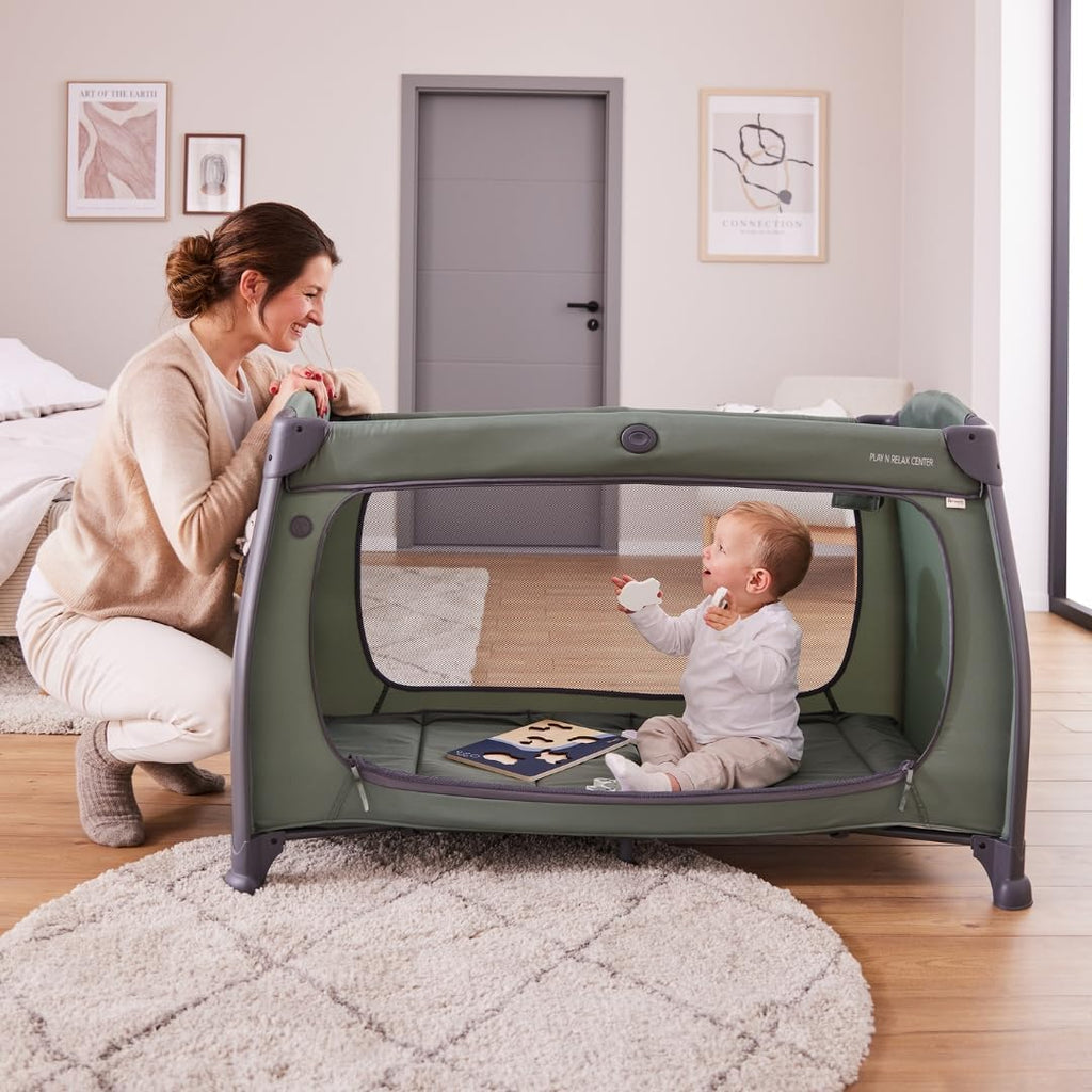 hauck Baby Reisebett Play n Relax Center Set mit Komfort Matratze und Insektenschutz - Babyreisebett mit Neugeborenen Einsatz, Wickelauflage und Tasche (höhenverstellbar & faltbar) - Dark Blue