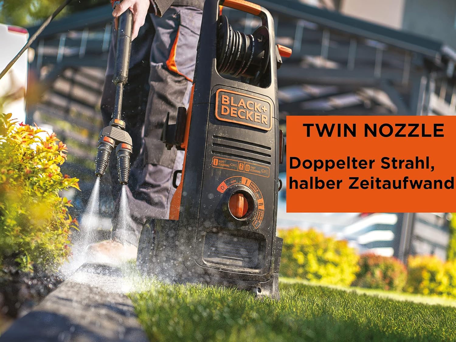 BLACK+DECKER Hochdruckreiniger BXPW2200PE mit Patio Cleaner Deluxe und Feste Bürste (2200 W, 150 bar, 440 l/h)