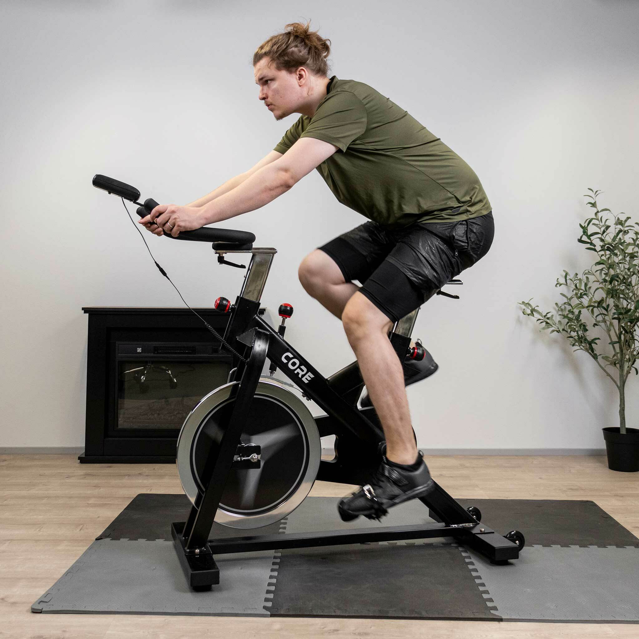 Core Indoor Bike 2200