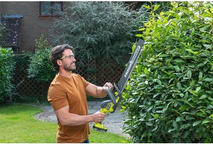 18 V ONE+ Akku-Heckenschere RY18HT50A-0 (Schnittgeschwindigkeit 1350 U/min, Messerlnge 50 cm, 24 mm Messerabstand, ohne Akku & Ladegert im Karton), Grün