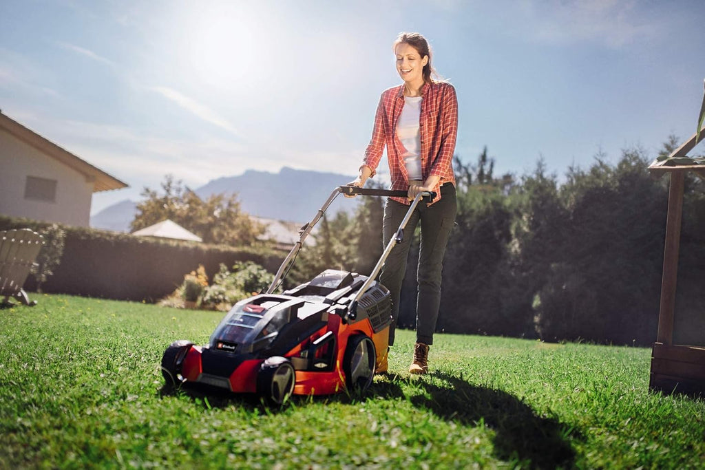 Einhell Akku-Rasenmher GE-CM 43 Li M Kit Power X-Change (36V, 43 cm Schnittbreite, bis 600 m, Brushless, Mulch-Kit, 63L Fangkorb, 25-75 mm Schnitthhe, inkl. 2x 4,0Ah + 2x Ladegert)