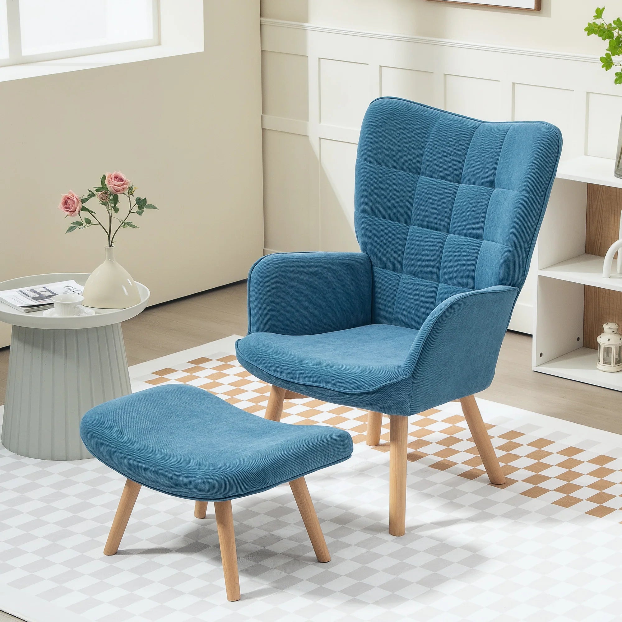 Poltrona relax HOMCOM con poggiapiedi design accattivante gambe in alto velluto a coste blu