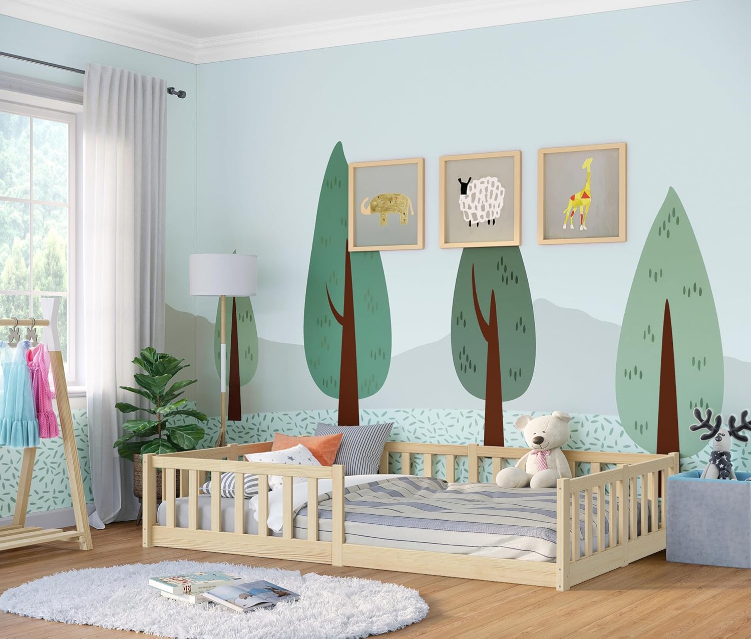 Bellabino Vere Letto a Pavimento 140x200 Montessori, Letto Matrimoniale con Protezione Anticaduta e Rete a Doghe, Letto per Bambini e Bambine in Legno Massello di Pino Bianco con Sbarre