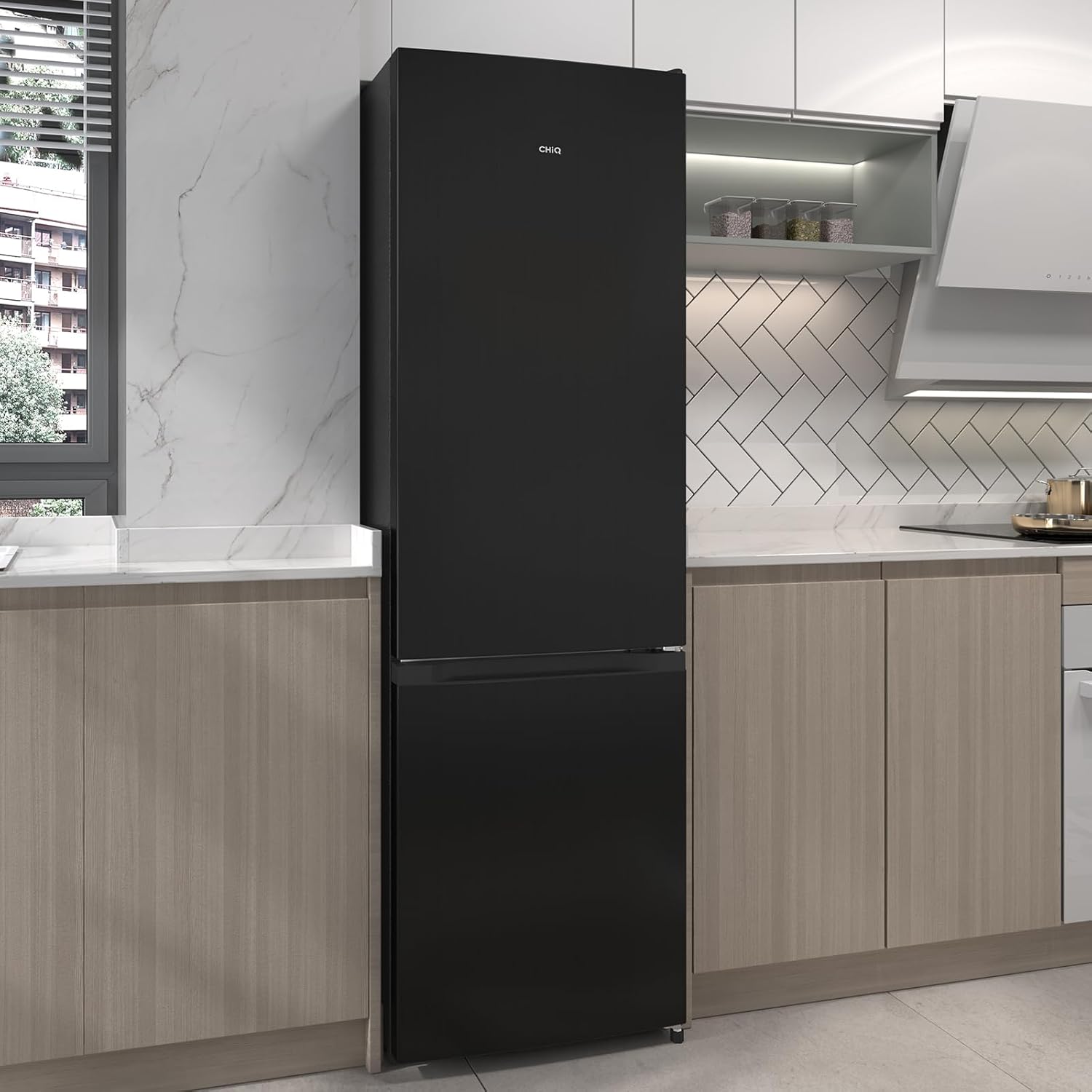 CHIQ CTT107BC Frigorifero Piccolo 107 Litri, Altezza 84 cm, Profondità 55 cm, Ingombro di soli 0,3 ㎡, Micro-Congelatore, Vario Box, 7 Livelli di Controllo della Temperatura, Silenzioso, 87 kWh/anno, Nero
