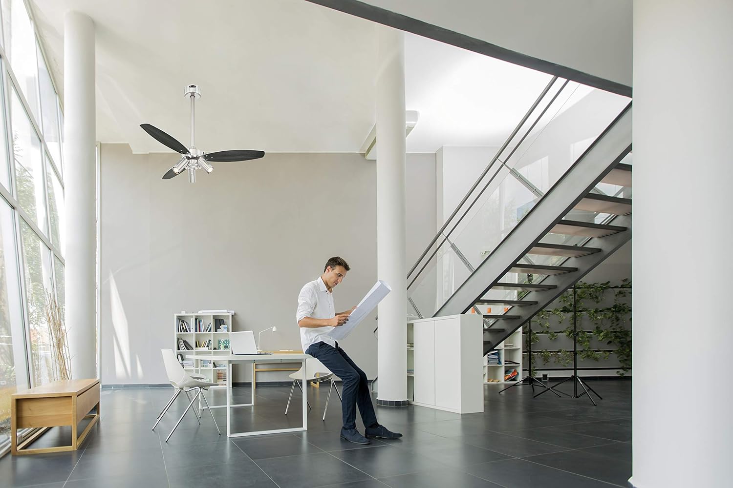 72290 Jet Plus, moderno ventilatore da soffitto da 105 cm con illuminazione di Westinghouse Lighting, finitura in nichel spazzolato, con faretti, telecomando incluso