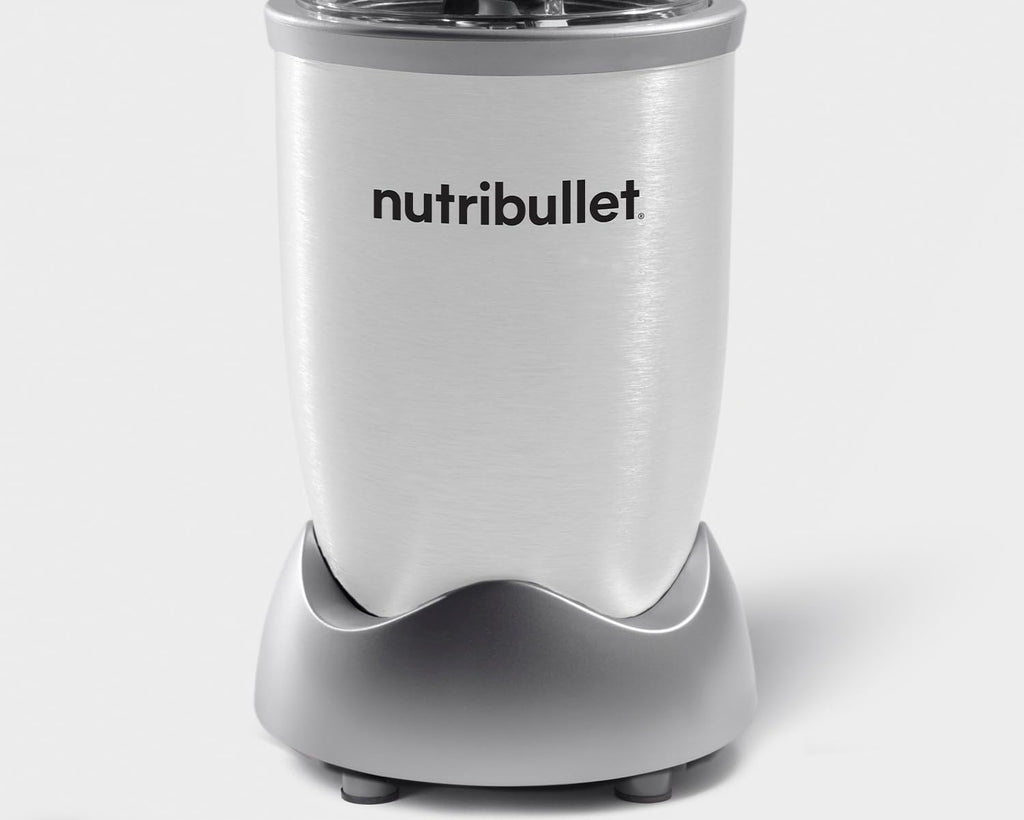 nutribullet Pro, 900 Watt, Facile e veloce da usare, Compatto, Facile da pulire, Con bicchiere da 700 ml, Frullatore per smoothie, Mixer elettrico, NB904B, Nero