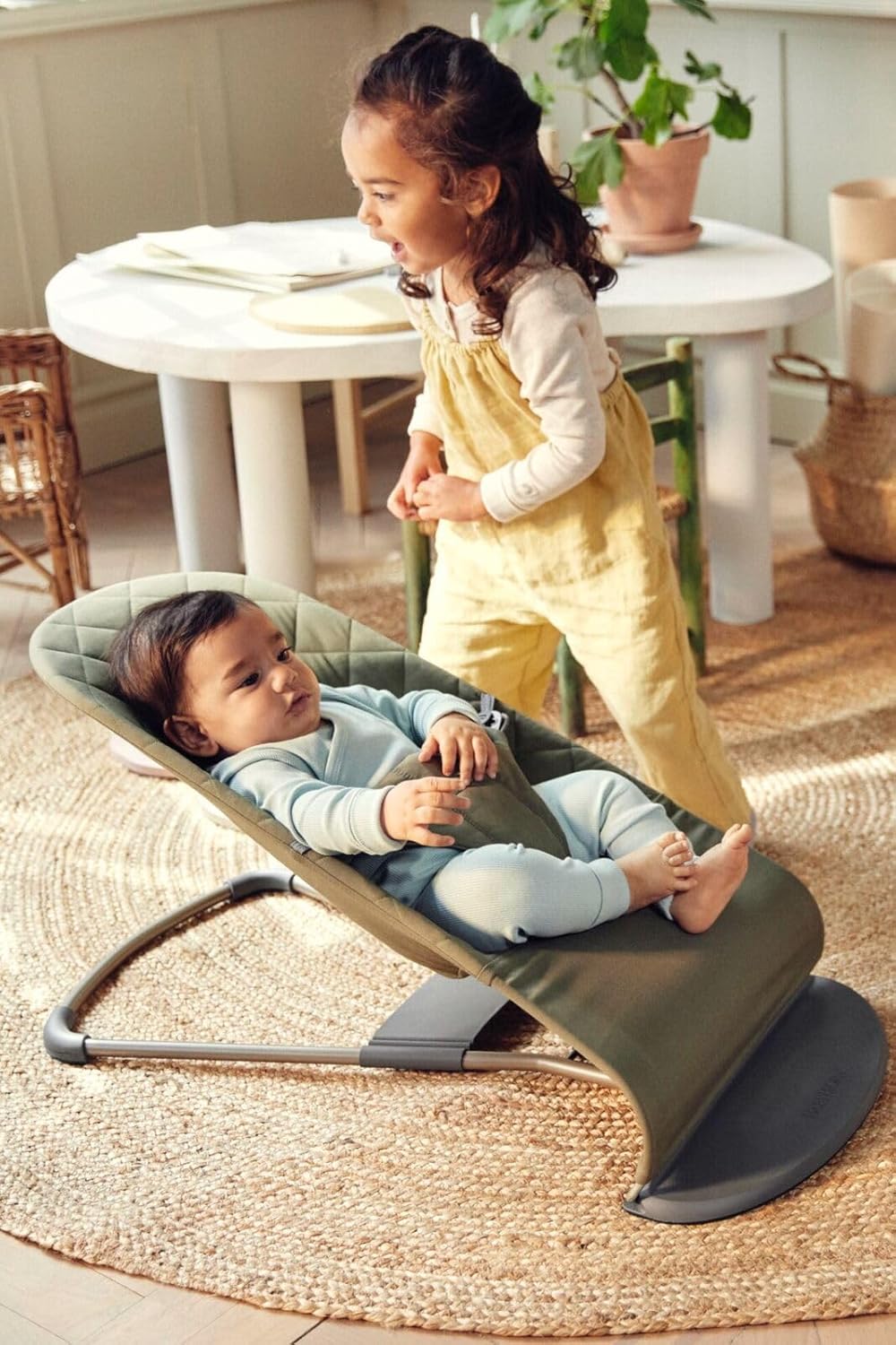 BabyBjörn Sdraietta Bliss, Tessuto trapuntato a petalo, Grigio Sabbia