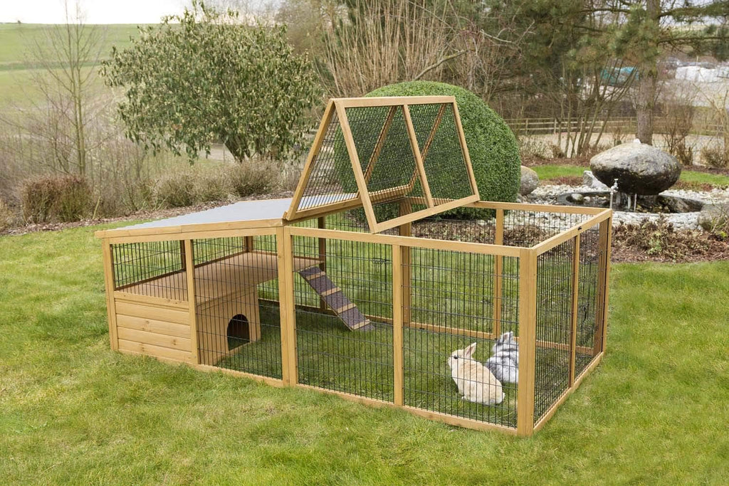 Kerbl Recinto per piccoli animali con blocco anti-fuga (spaziatura della griglia 2,5 cm, area esterna coperta, con tetto in plastica, inclusa casetta per piccoli animali + piattaforma panoramica) 81708