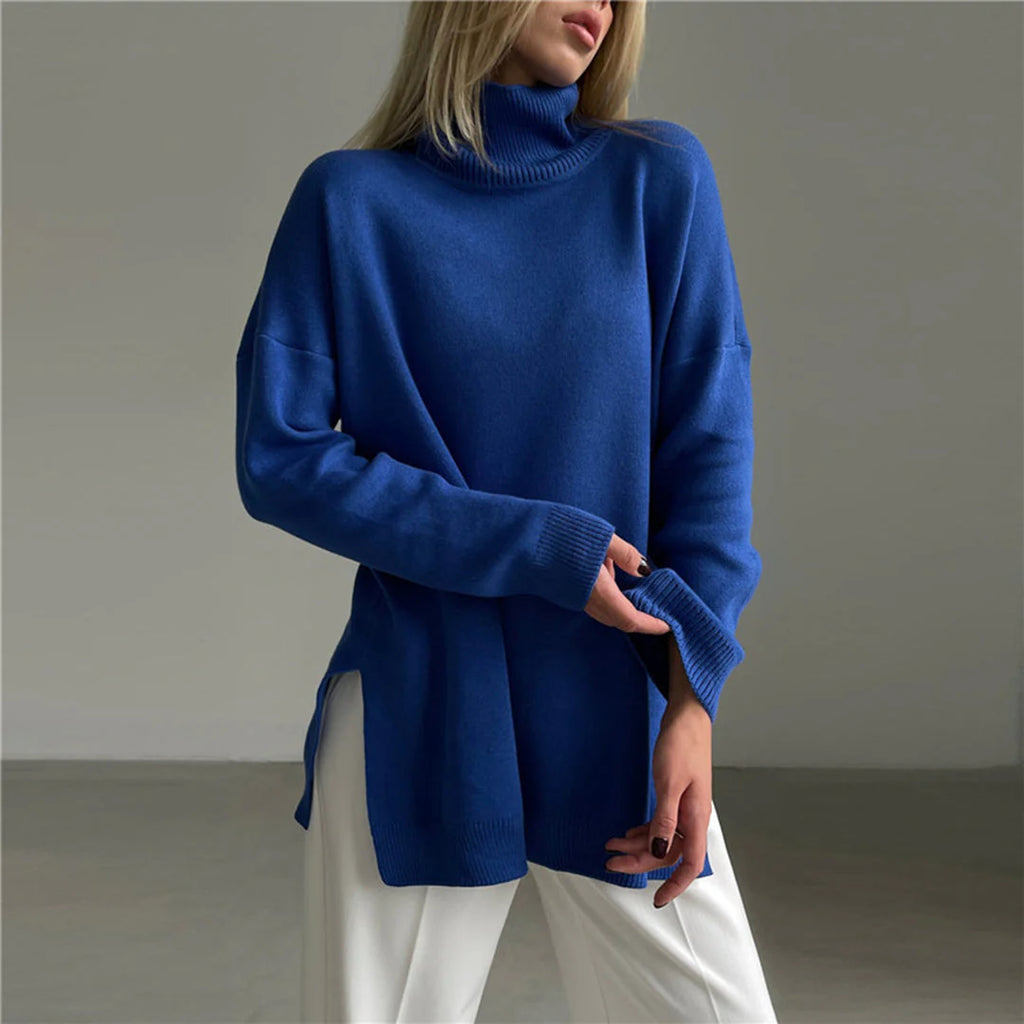 Maglione da donna in blu scuro con spacco laterale, versatile ed elegante - Lozenda